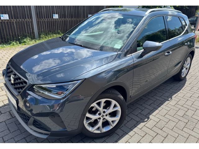 Grau Gebraucht 2024 Seat Arona FR SUV | 24.950 € (Teuer) - Bild 1/4