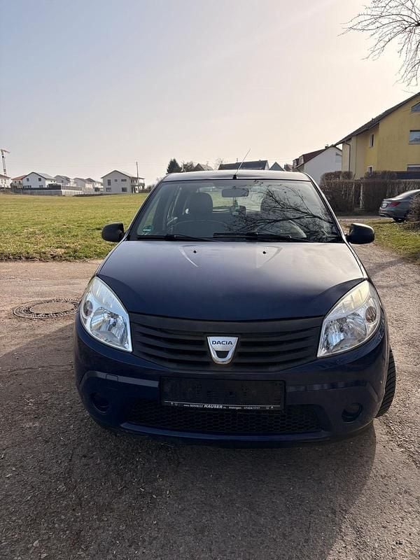 Gebraucht Dacia Sandero 73 PS (53 kW) 2009 Blau Kleinwagen