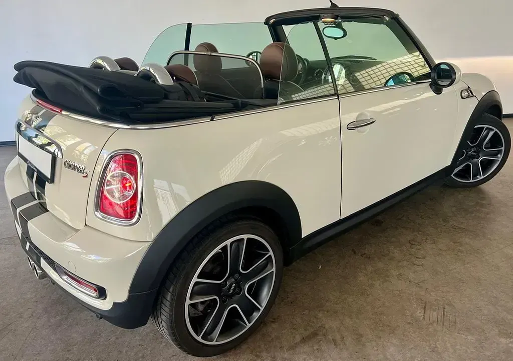 Gebraucht Mini Cooper S Cabriolet Chili 184 PS (135 kW) 2010 Weiß Cabrio