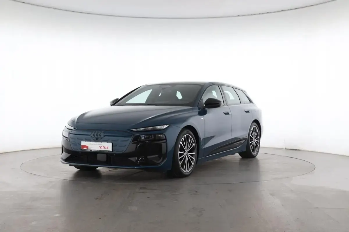 Gebraucht Audi A6 e-tron S-Line 210 kW (286 PS) 2025 Malpeloblau metallic Kombi