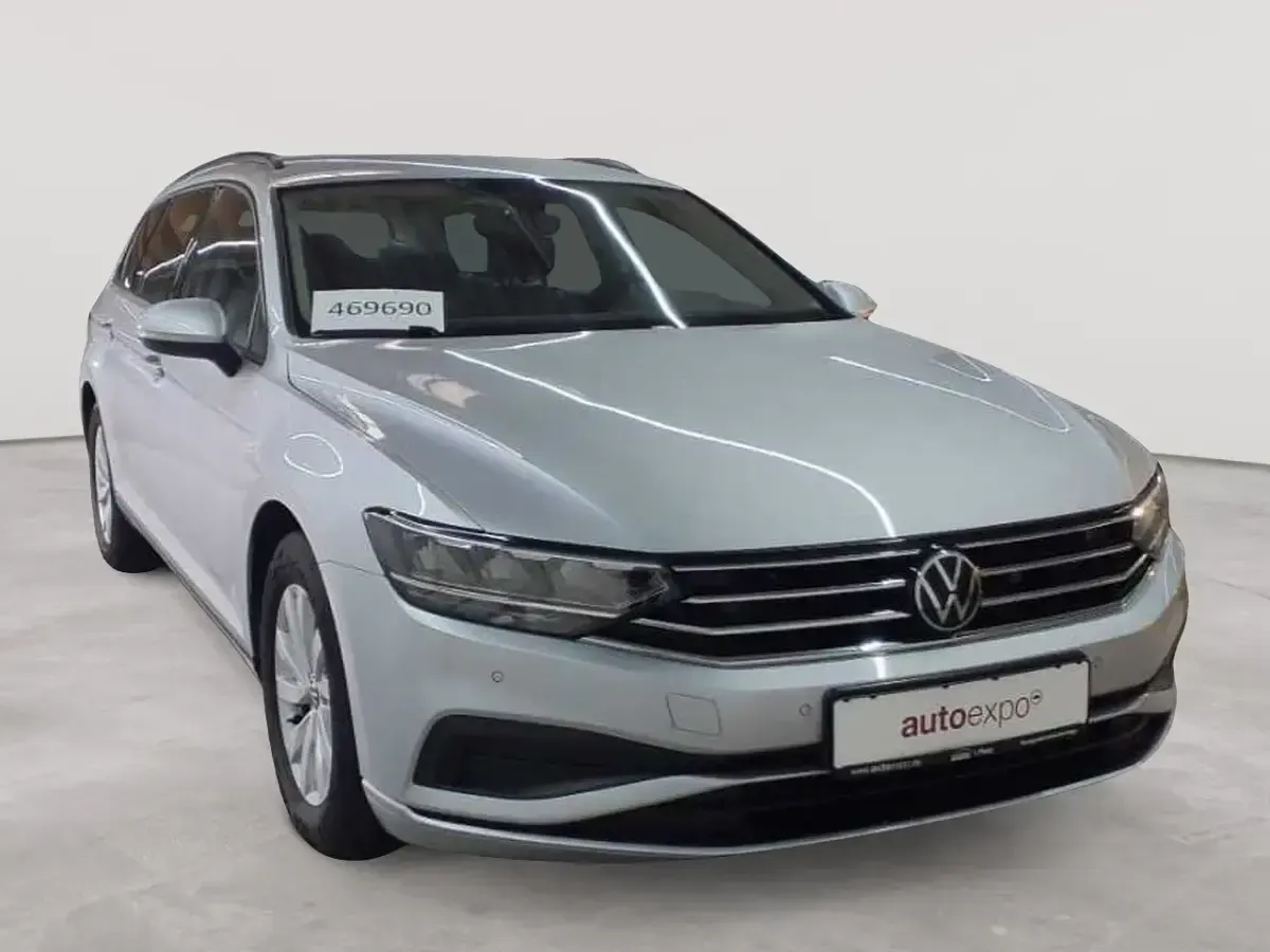 Gebraucht VW Passat 150 PS (110 kW) 2022 Kombi