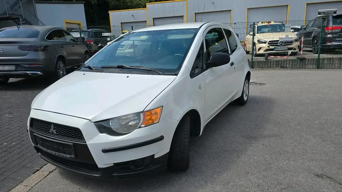Gebraucht VW Polo 75 PS (55 kW) 2010 Weiß Kleinwagen