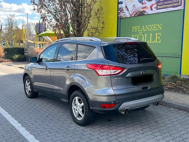 Gebraucht Ford Kuga Titanium 163 PS (119 kW) 2013 Grau SUV