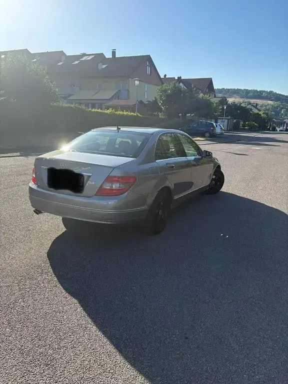 Gebraucht Mercedes C220 170 PS (125 kW) 2011 Grau Limousine