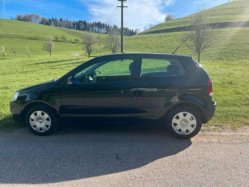 Second-hand VW Polo Trendline 60 CP (44 kW) 2008 Negru Hatchback