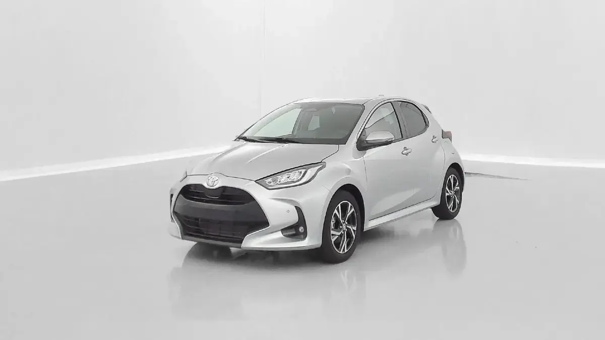 Neu Toyota Yaris Design 92 PS (67 kW) 2025 Gris mineral Kleinwagen