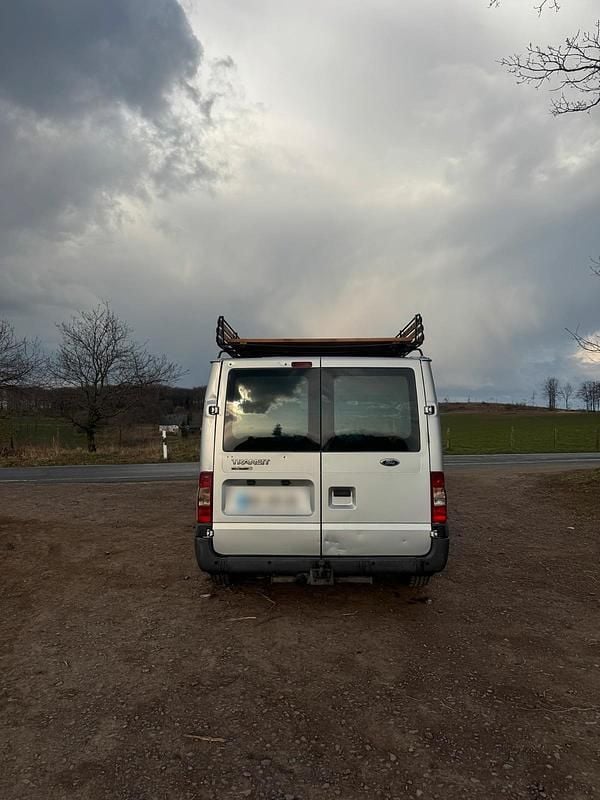 Gebraucht Ford Transit 110 PS (80 kW) 2007 Silber Van / Kleinbus