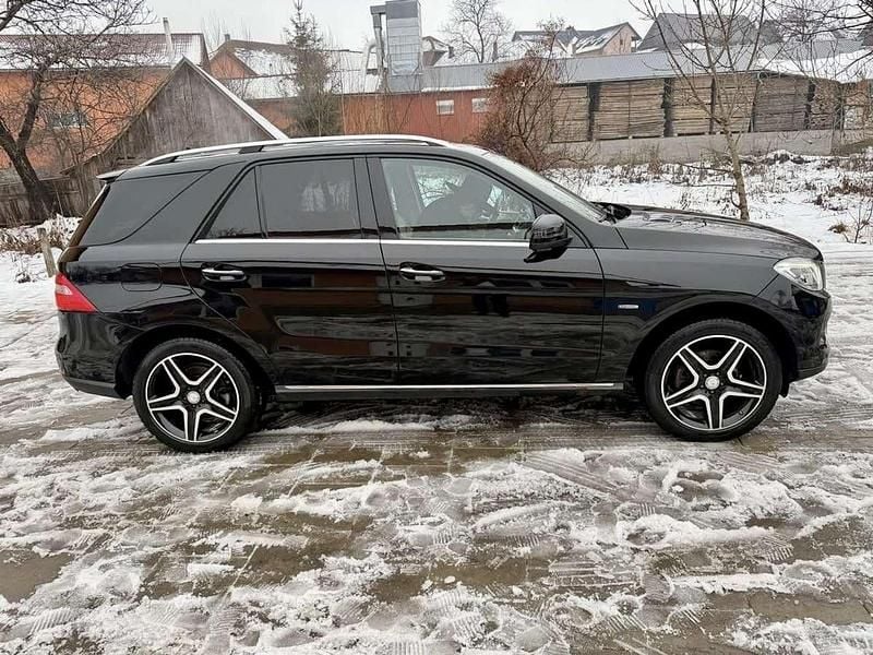 Gebraucht Mercedes ML350 Edition 1 258 PS (189 kW) 2012 SUV