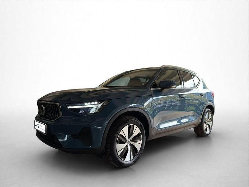 Blau Gebraucht 2022 Volvo XC40 SUV | 28.970 € (Guter Preis) - Bild 1/4