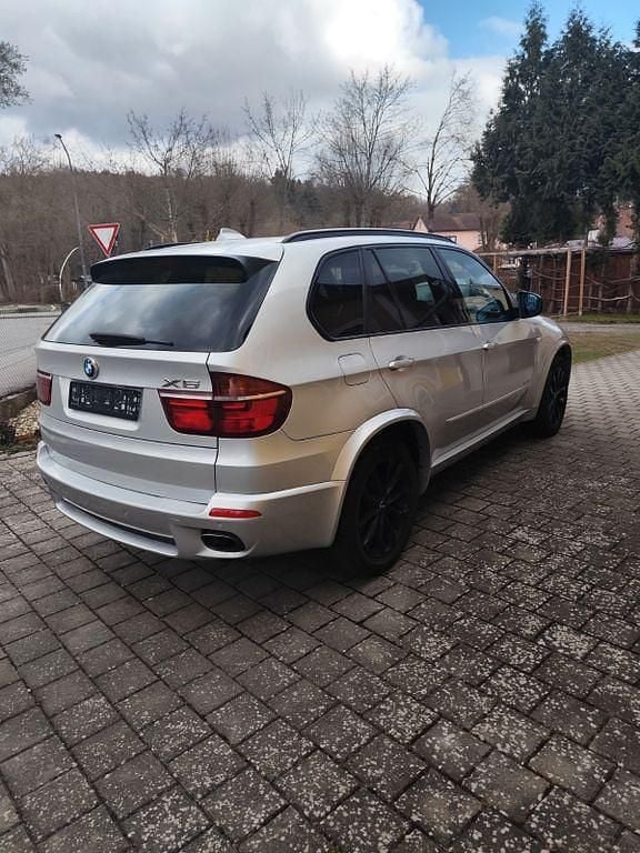 Second-hand BMW X5 Exclusive 245 CP (180 kW) 2012 Argintiu SUV