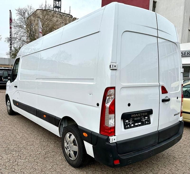 Occasion Renault Master Komfort 150 ch (110 kW) 2023 Blanc Monospace