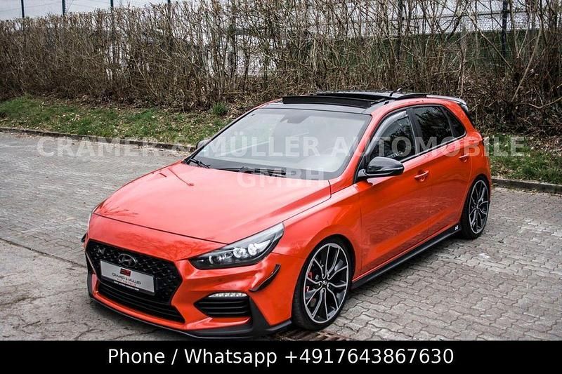 Gebraucht Hyundai i30 275 PS (202 kW) 2019 Rot Limousine