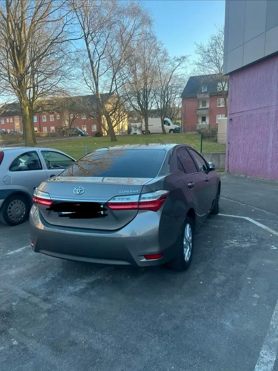 Gebraucht Toyota Corolla 132 PS (97 kW) 2017 Beige Limousine