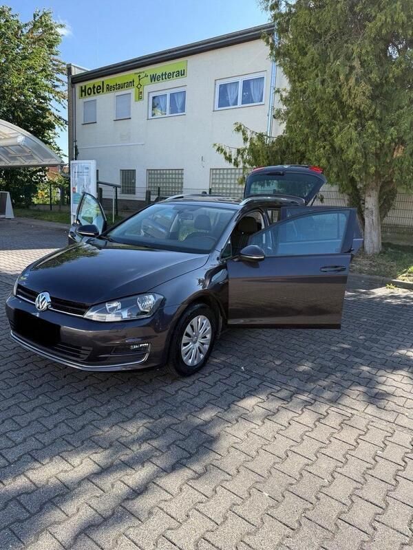 Grau Gebraucht 2015 VW Golf VII LOUNGE Kombi | 7.050 € (Guter Preis) - Bild 1/4