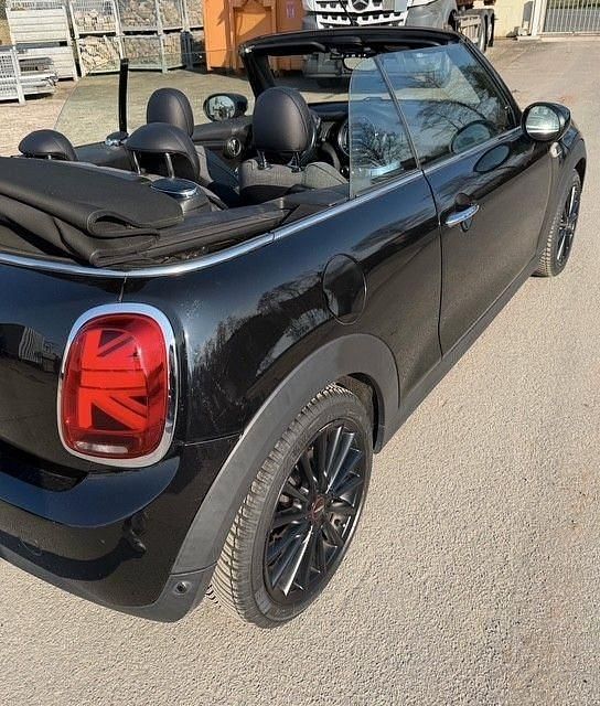 Gebraucht Mini Cooper 136 PS (100 kW) 2019 Schwarz Kleinwagen