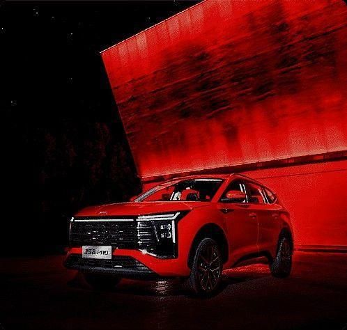 Neu JAC JS8 174 PS (127 kW) 2026 Schwarz SUV