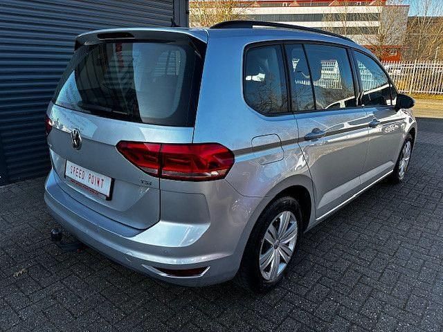 Gebraucht VW Touran 160 PS (117 kW) 2017 Silber Van / Kleinbus