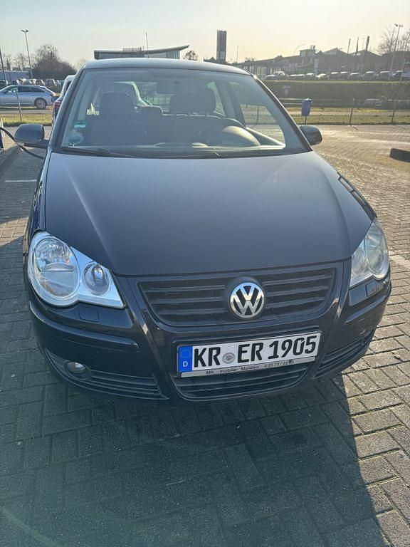 Gebraucht VW Polo Comfortline 64 PS (47 kW) 2005 Schwarz Kleinwagen
