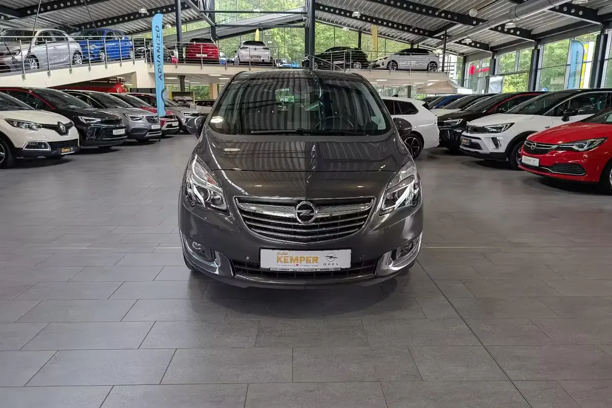 Gebraucht Opel Meriva Innovation 140 PS (102 kW) 2017 Grau metallic Van / Kleinbus