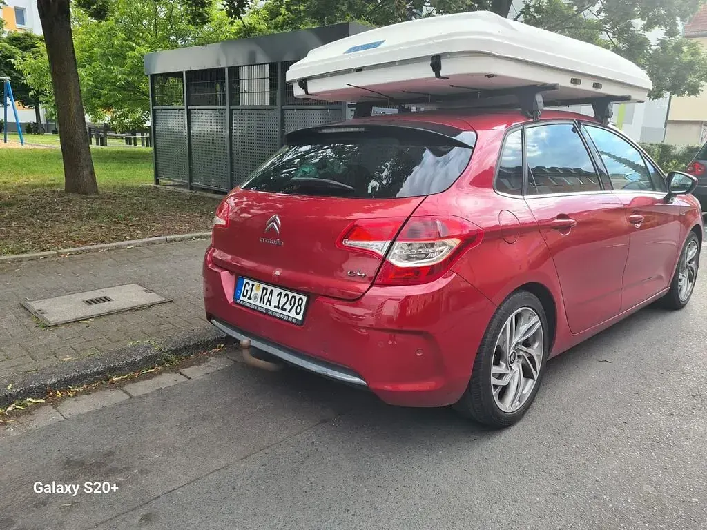 Gebraucht Citroën C4 Exclusive 111 PS (81 kW) 2011 Rot Limousine