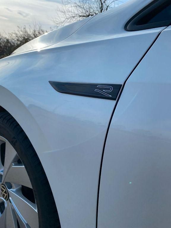 Gebraucht VW Golf VIII R-line 150 PS (110 kW) 2023 Weiß Limousine