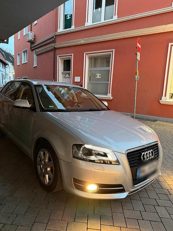 Gebraucht Audi A3 140 PS (102 kW) 2011 Grau Kleinwagen