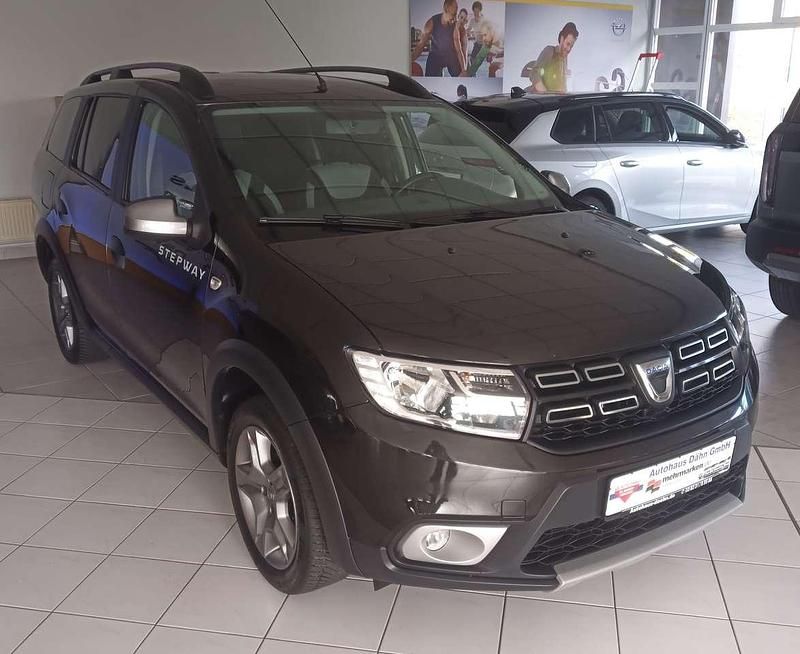 Gebraucht Dacia Logan Stepway 90 PS (66 kW) 2018 Perlmuttschwarz Kombi