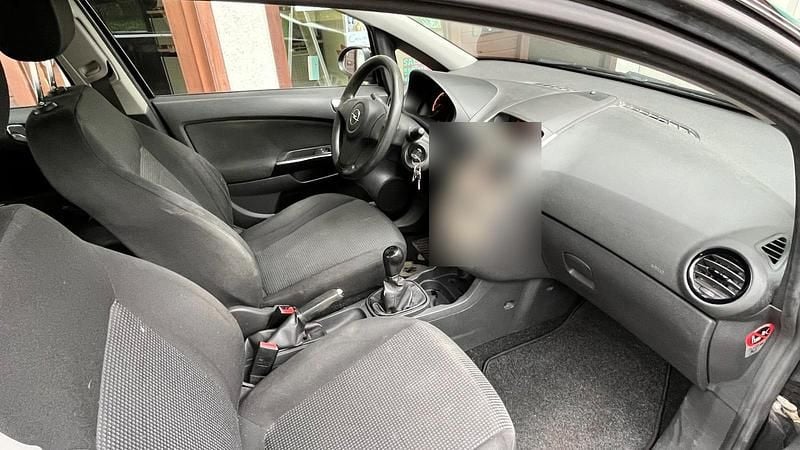 Gebraucht Opel Corsa 80 PS (58 kW) 2009 Schwarz Kleinwagen