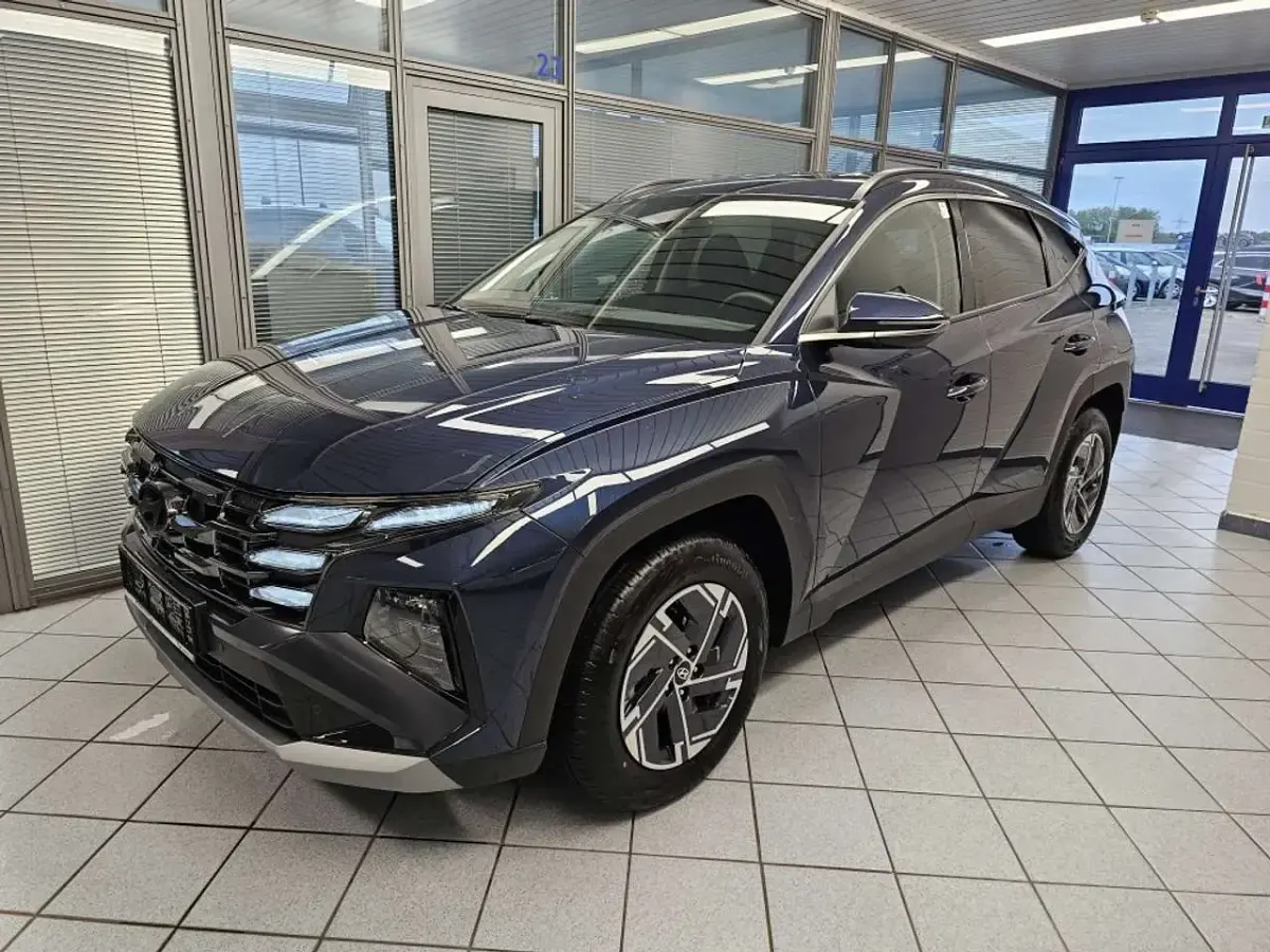 Neu Hyundai Tucson 160 PS (117 kW) 2026 Sailingblueperl SUV