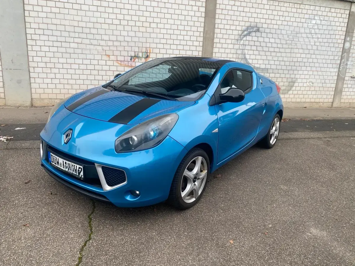Usado Renault Wind 101 HP (74 kW) 2010 Azul Cabrios