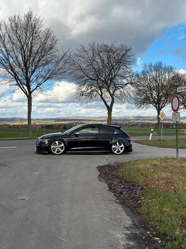 Schwarz Gebraucht 2014 Audi S3 Sportback Performance Kleinwagen | 19.000 € (Guter Preis) - Bild 1/4