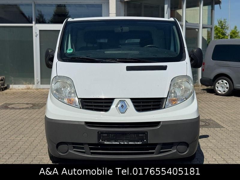 Gebraucht Renault Trafic 114 PS (83 kW) 2008 Weiß Van / Kleinbus