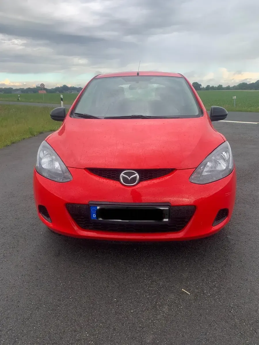 Gebraucht Mazda 2 Comfort 75 PS (55 kW) 2008 Rot Kleinwagen