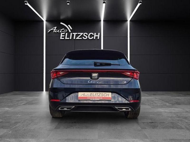 Gebraucht Seat Leon FR-Line 150 PS (110 kW) 2022 Asphaltblau Limousine