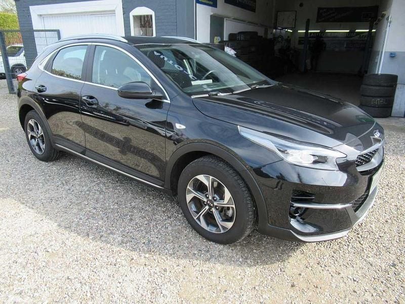 Gebraucht Kia XCeed Vision 120 PS (88 kW) 2022 Schwarz SUV