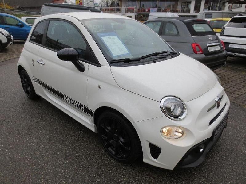 Gebraucht Abarth 595 Basis 145 PS (106 kW) 2021 Weiß Limousine