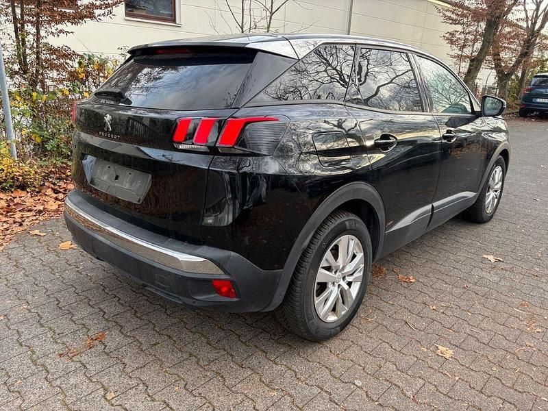 Schwarz Gebraucht 2018 Peugeot 3008 Business-Line Limousine | 13.685 € (Fairer Preis) - Bild 1/4