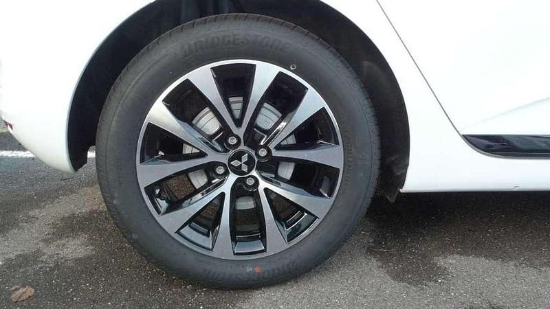 Neu Mitsubishi Colt Plus 143 PS (105 kW) 2025 Antarktisweiß Kleinwagen