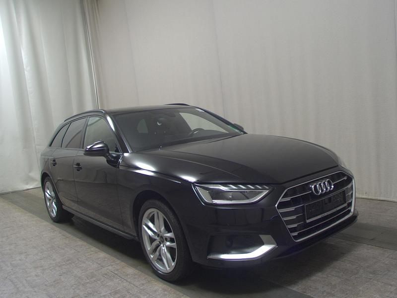 Gebraucht Audi A4 Advanced 204 PS (150 kW) 2023 Schwarz Kombi
