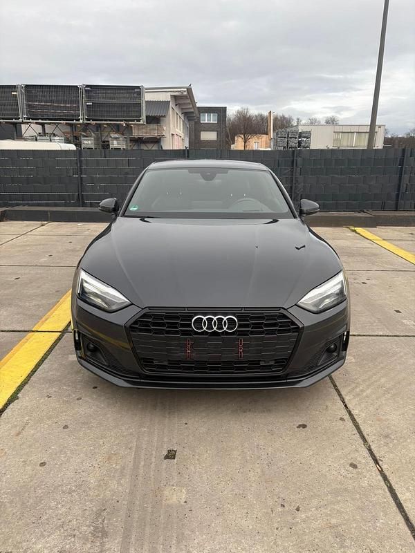 Gebraucht Audi A5 Ambiente 204 PS (150 kW) 2020 Grau Coupé