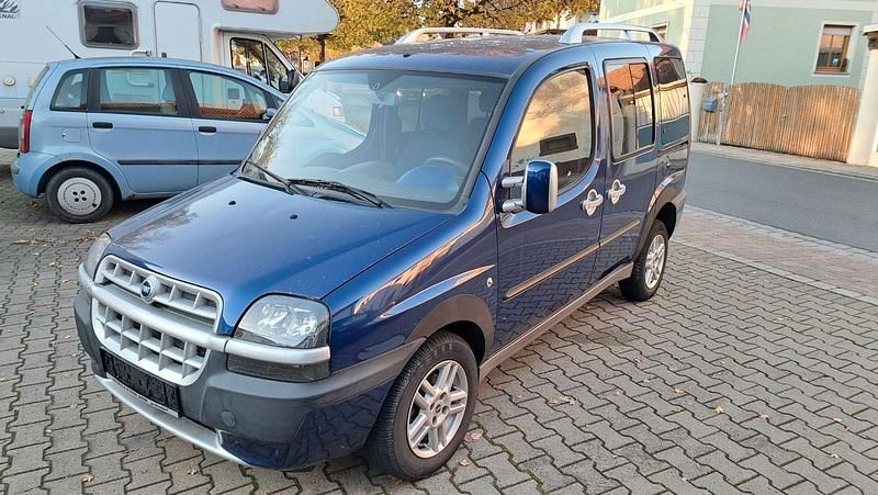 Gebraucht Fiat Doblò 103 PS (75 kW) 2005 Blau Van / Kleinbus