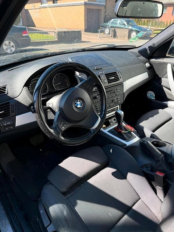 Second-hand BMW X3 177 CP (130 kW) 2007 Negru SUV