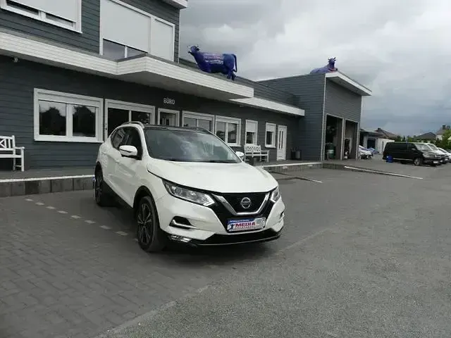 Gebraucht Nissan Qashqai Zama 158 PS (116 kW) 2020 Weiß SUV