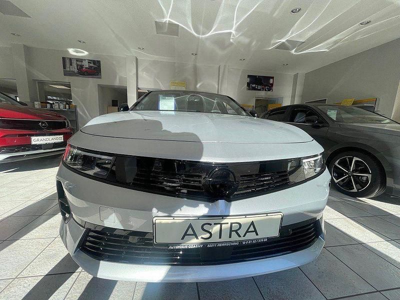 Gebraucht Opel Astra GS Line 131 PS (96 kW) 2023 Kristallsilber Kombi