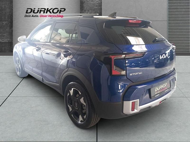 Neu Kia Stonic Vision 101 PS (74 kW) 2026 (du3) yacht blue m SUV
