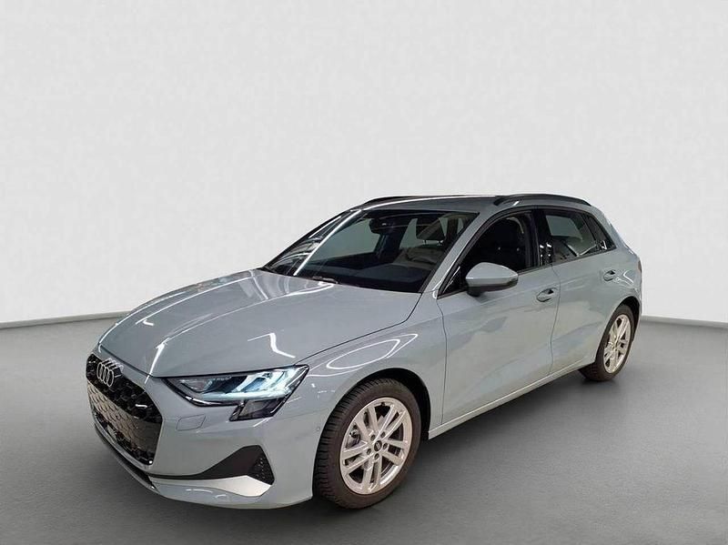 Second-hand Audi A3 Advanced 116 CP (85 kW) 2024 Gri Berlinǎ