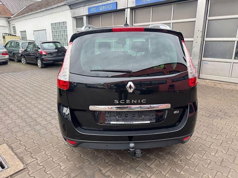 Gebraucht Renault Scénic III Bose Edition 131 PS (96 kW) 2013 Schwarz Van / Kleinbus