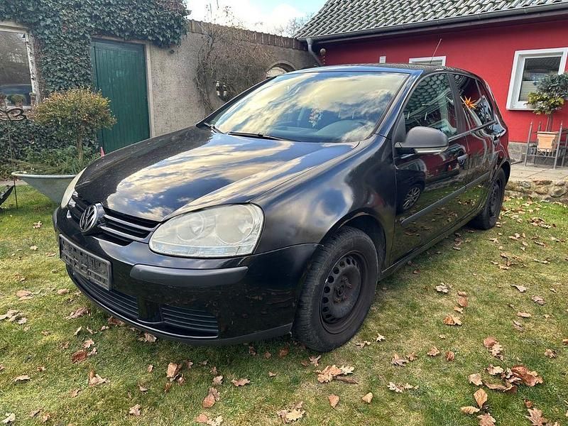 Schwarz Gebraucht 2007 VW Golf Trendline Limousine | 950 € (Superpreis) - Bild 1/4