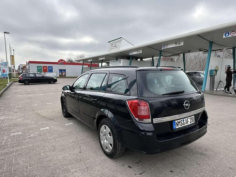 Gebraucht Opel Astra 105 PS (77 kW) 2005 Kombi