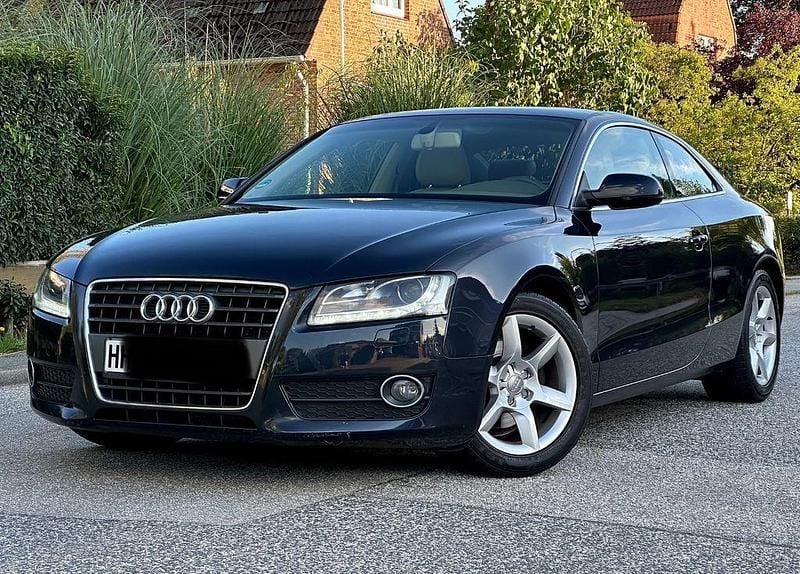 Blau Gebraucht 2011 Audi A5 Coupé | 7.500 € (Guter Preis) - Bild 1/4
